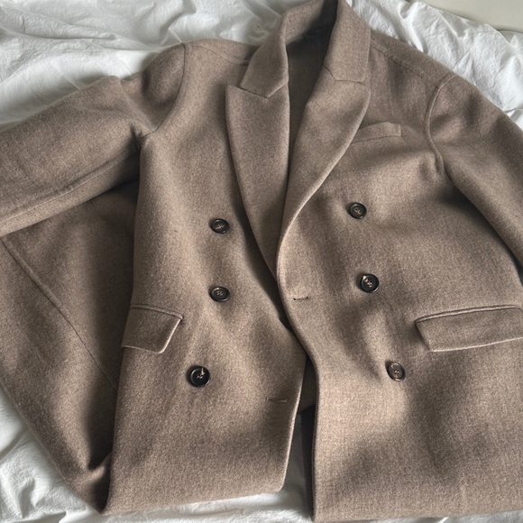 Brunello Cucinelli size 38 IT Classic Tan Double-Breasted Women's Coat - Picture 4 of 6